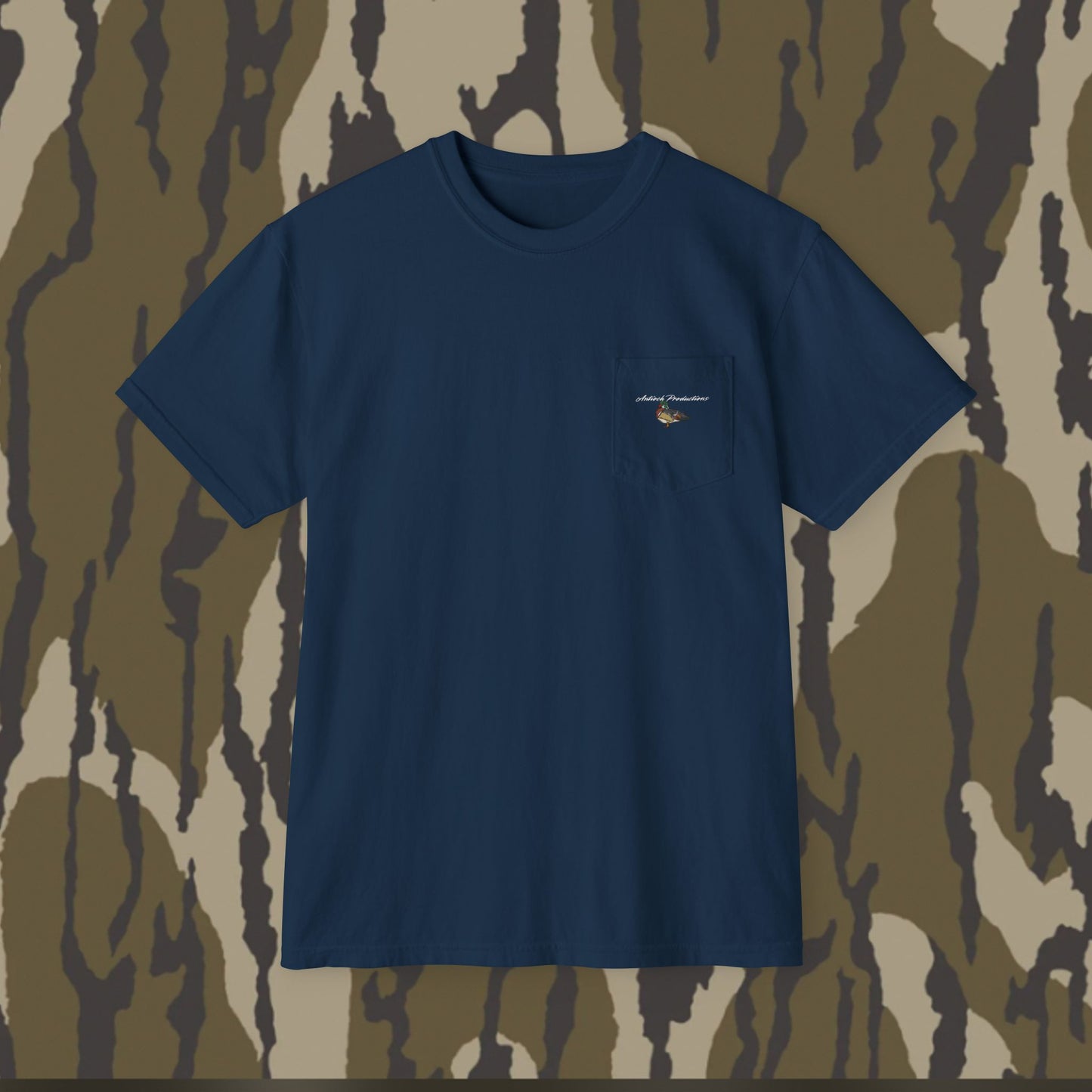 Unisex Pocket T-Shirt with Vintage Duck Design